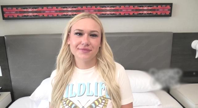 Vanna Rose Gets Wild – Blonde Bombshell’s Unfiltered First Time