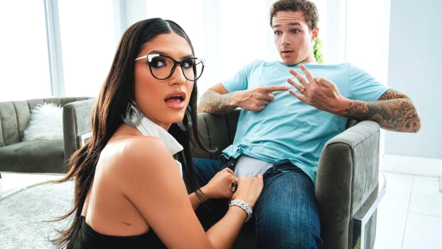 Zariah Aura Craves More: One Night Stand Sparks Obsession